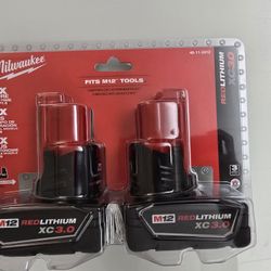 2x Milwaukee M12 XC3.0 Battery