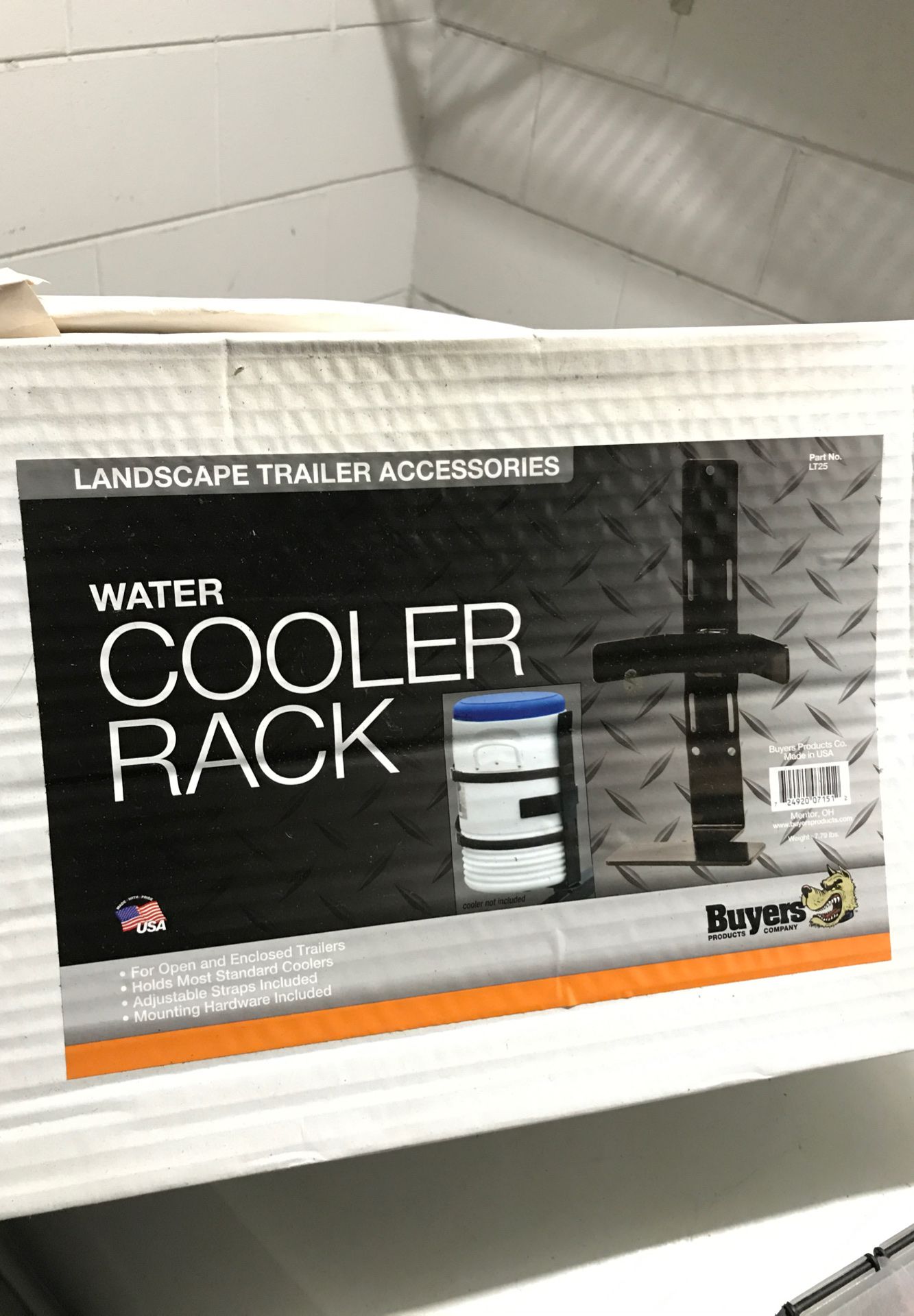 Trailer Water cooler rack