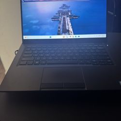 Dell 5300 Laptop 