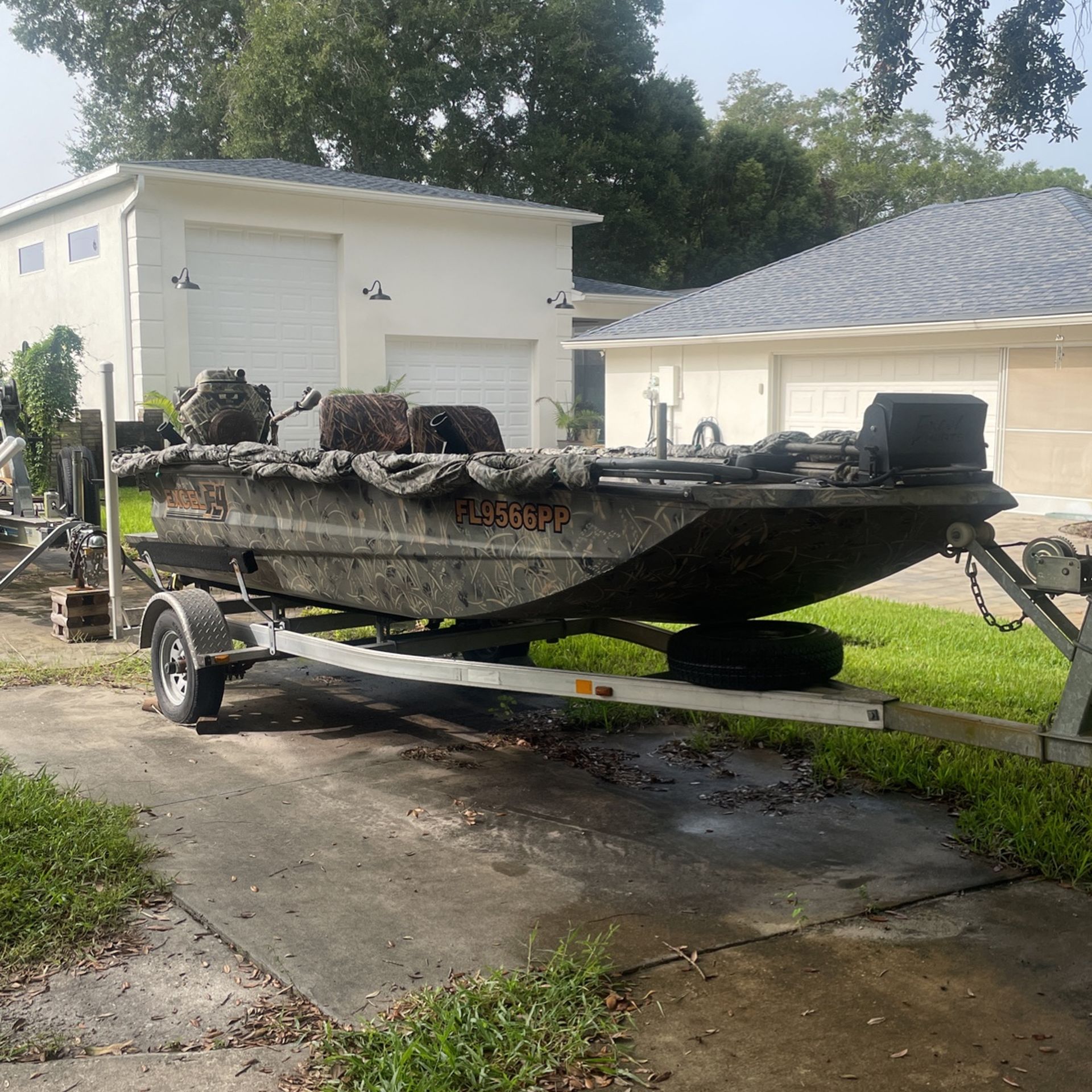 2013 Excel F4 Viper Shallow Water 1754SWV4 Boat - Mud Buddy Motor Surface Drive Duck