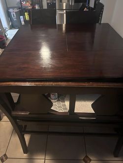 Mesa De Madera Con Extinción Para 6 O 8 Personas