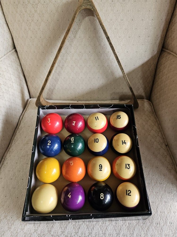 Billiards Pool Ball Set