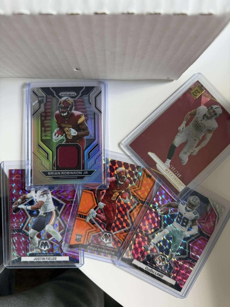 Lot Of 436 Cards