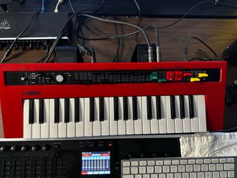 ORGANO YAMAHA REFACE YC