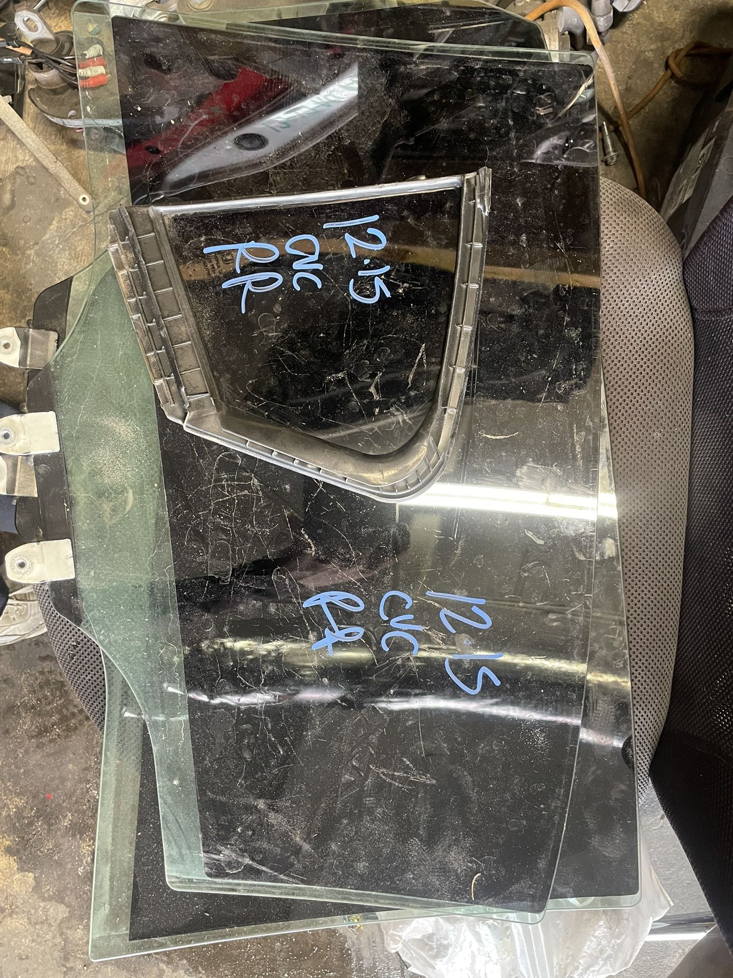 Parted Out 12-15 Civic Rear Door Glass Pieces