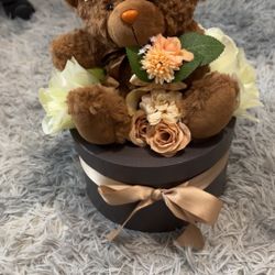 Bears And Flowers 