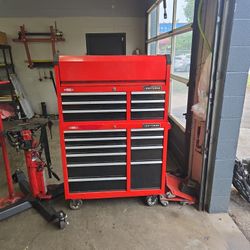 Crafsman Top And Bottom Tool Box