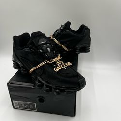 Nike Shox x COMME des GARÇON