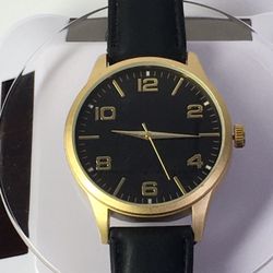 MEN’S BLACK LEATHER WRIST WATCH 