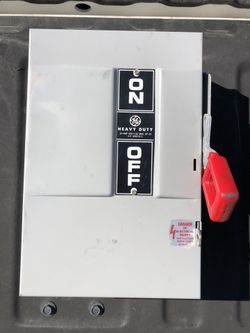 GE Heavy Duty Safety Switch