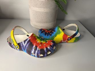 Crocs  Classic Sandals Size 9