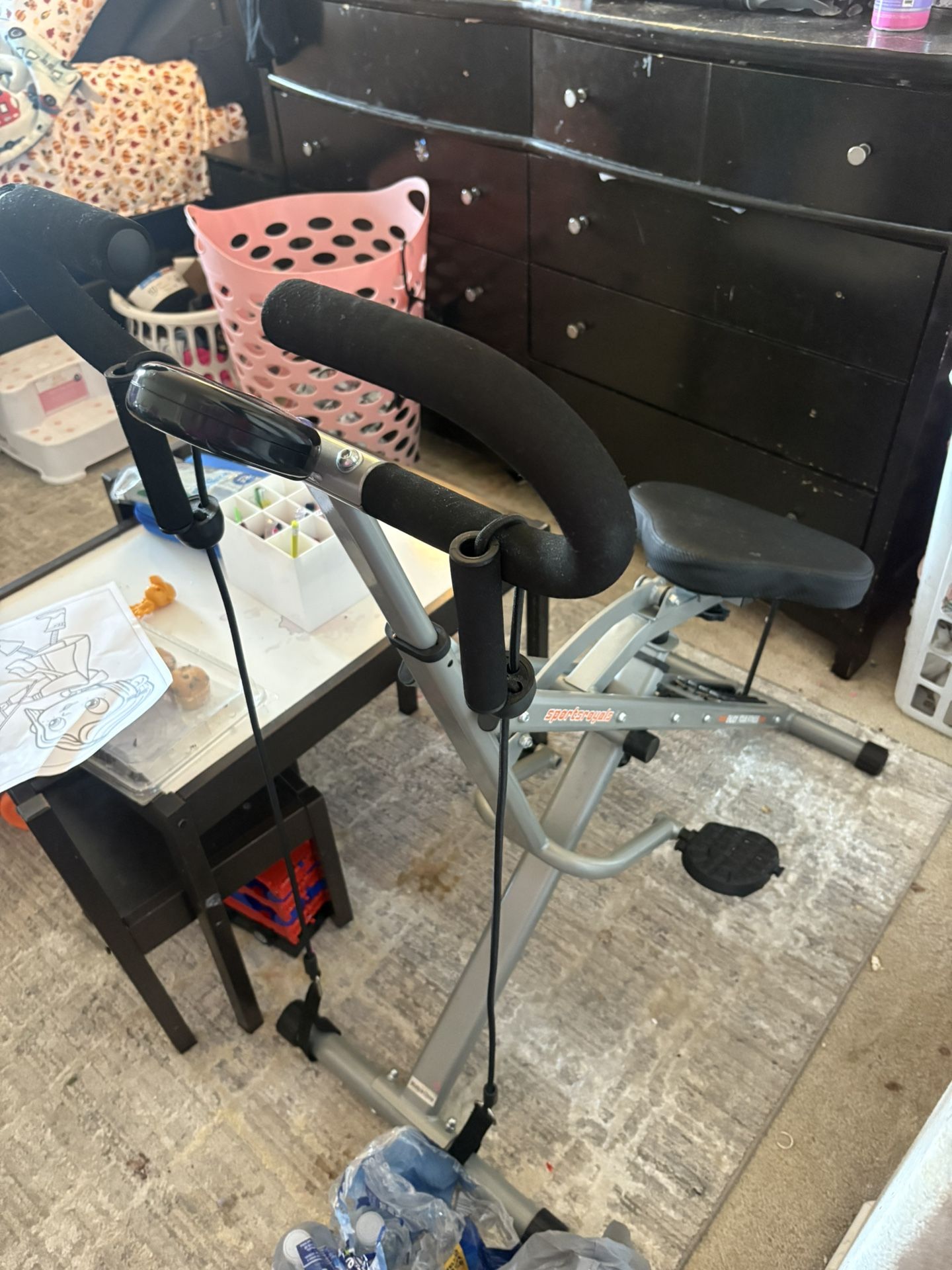 Squatting Gym Equipment