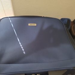 Kenneth Cole Suit Bag