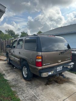 2004 Chevy Tahoe