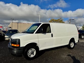 🚐 2017 GMC Savana 2500 Cargo Van  • One owner • 153k miles • V8 engine • Backup camera  Runs and drives, but the transmission is starting to slip and