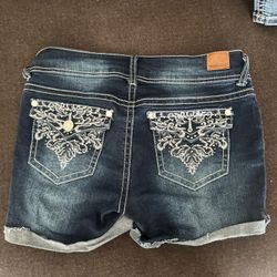 Wallflower Shorts