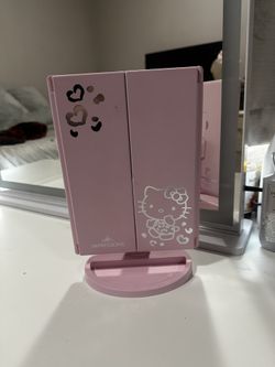 Hello Kitty Impressions Vanity Mirror