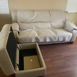 Free Vanilla Leather Couch 