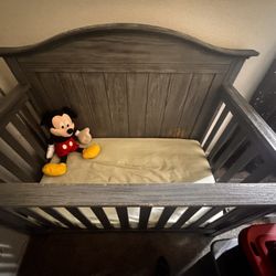 Baby Crib 