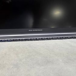 Brand New ASUS EXPERTBOOK