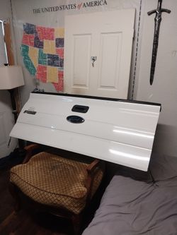 FORD   F - 150       TAILGATE