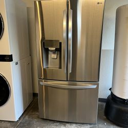 LG Stainless Steel French Door Counter Depth Smart Refrigerator with Water and Ice