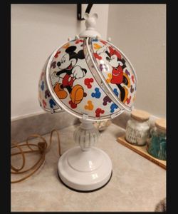 Vintage Mickey And Minnie Lamp (Lamp Shade Is Glass Pieces)