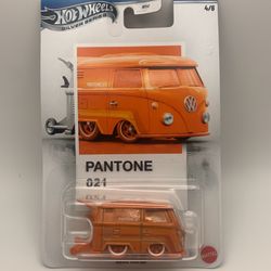 Hot Wheels Kool Kombi Pantone Silver Series