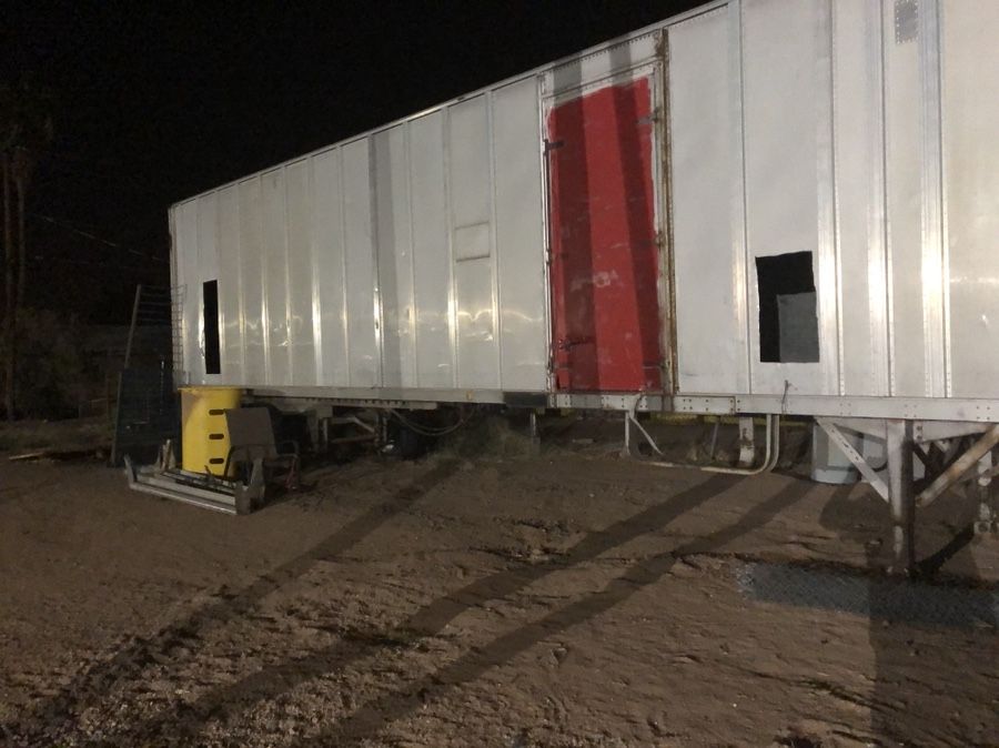 Semi trailer storage shed