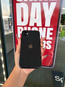 $85 to finance - Unlocked iPhone 11 (64GB)