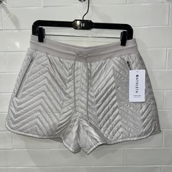 NWT Athleta Apres Ski Shorts Puffer Quilted Style Sz 6 Drawstring