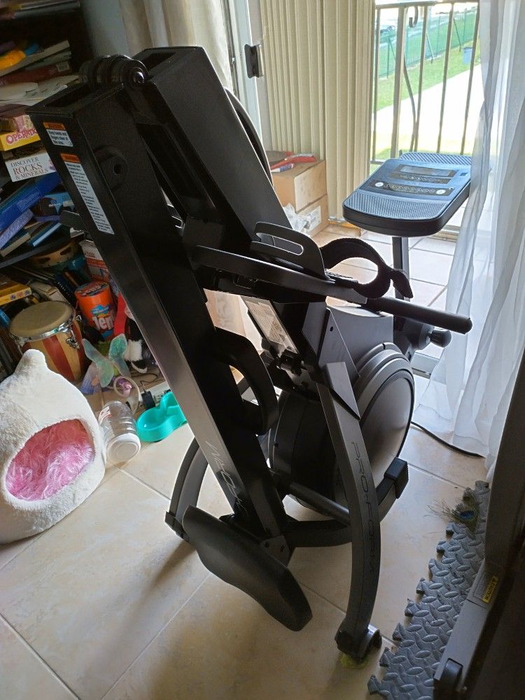 Pro+Form Rowing Machine