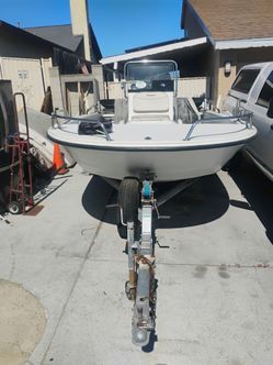 READ THE AD BEFORE MESSAGING!! 2011 triumph center console