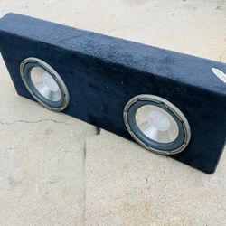 ($200 Firm) Single Cab  Sub Box.  12 Inch Subs , Amp 