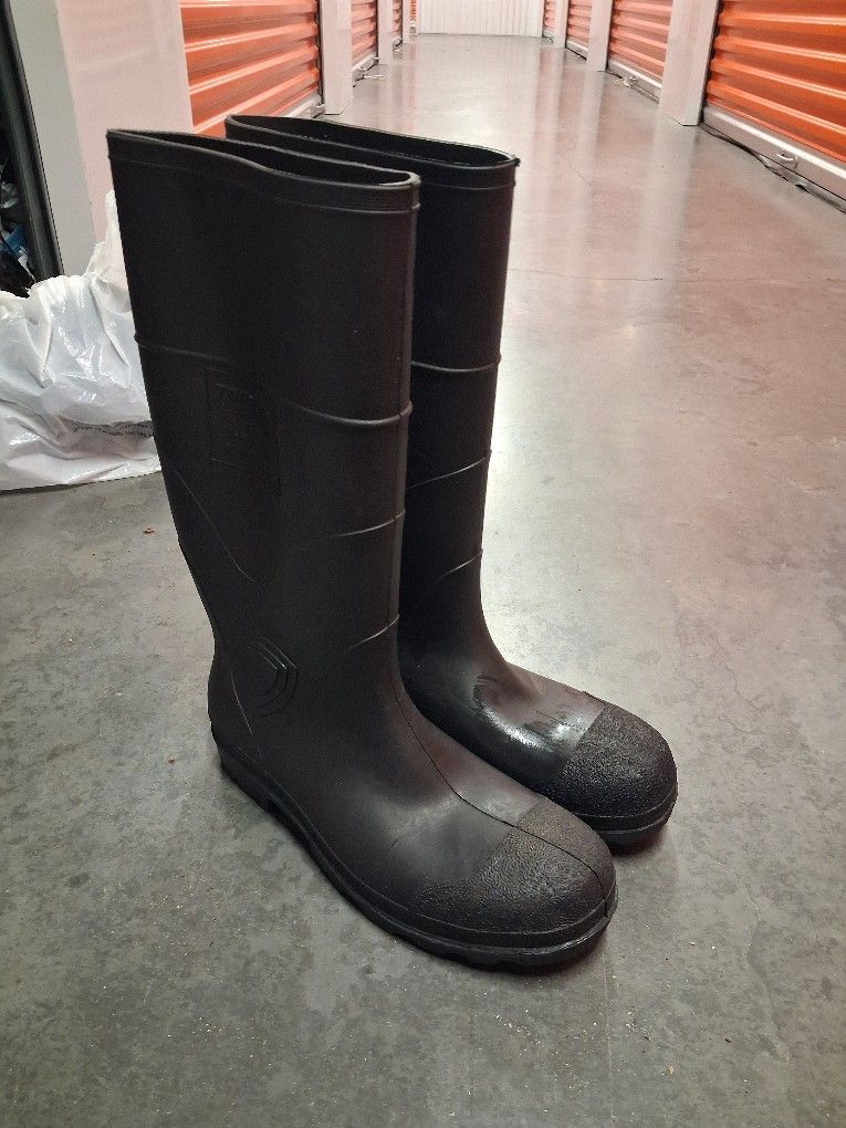 TINGLEY SIZE 10 MENS STEEL TOE RUBBER BOOTS