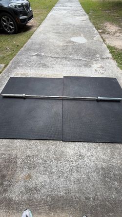 1- 45lbs Power lifting barbell