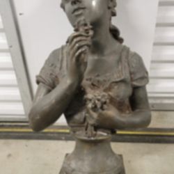 famous for his bronze statuettes of young women. Born in 1832 in Dijon, France as the son of the renowned sculptor Jean-Baptiste Moreau, he grew up le