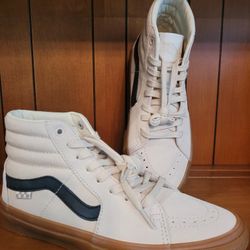 Brand new VANS Skate Sk8-hi Brich/Gum Mens 7.5 sneaker Shoes