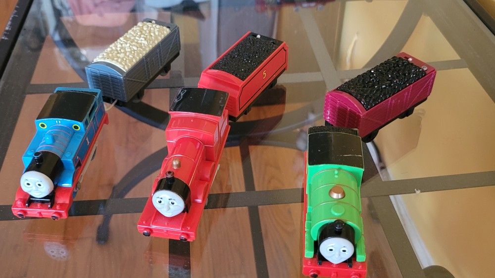 THOMAS & FRIENDS TRAIN TRACKMASTER MOTORIZED THOMAS 2009 GULLANE