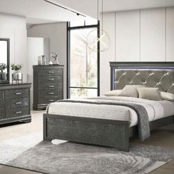 Luxury Queen Size Bed With Mattress Available With Free Home Delivery 