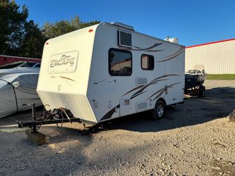2014 KZ SPREE ESCAPE 18ft Camper