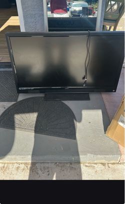40in Vizio Flat Screen TV