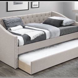 Brand New In Box Day Bed W/ Slats  + Trundle  And 2 Mattresses. Pick Up  In Long Beach