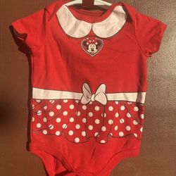 Minnie Mouse Baby Bodysuit Onesie 6-9 Months. 