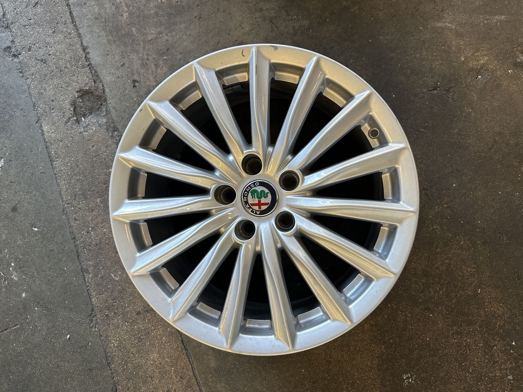 2021 Alfa Romeo Giulia 17 Rims, Like new condition.