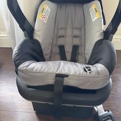 Baby items : car seat, bottle sanitizer, rocking chair, new born diapers