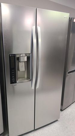 LG Side-by-Side Silver Fridge
