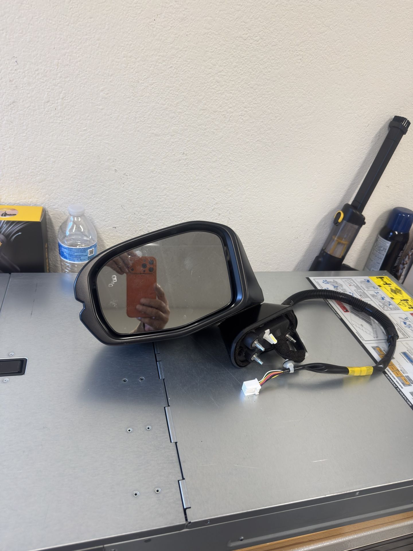 Driver Side Mirror OEM With Blind Spot/ Heated / Turn Signal 2023-2025 Honda HRV