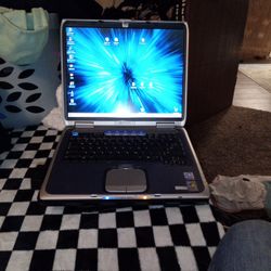 Vintage HP Pavilion Ze5200