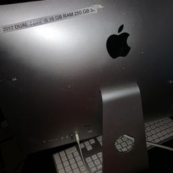 2017 Apple iMac (Dual-Core i5, 16GB RAM, 250GB SSD) 